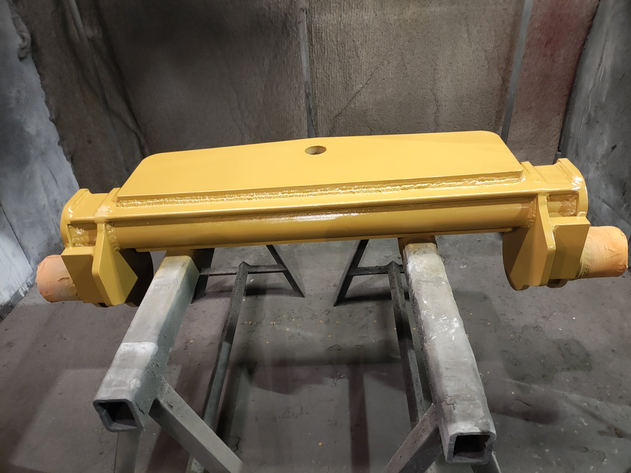 Hi-rail gear painted safety yellow